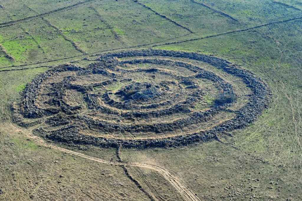 Durante siglos, Rujm el-Hiri ha intrigado a los arqueólogos