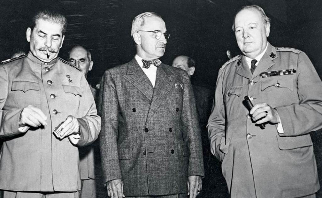 Stalin, Truman y Churchill en la Conferencia de Potsdam