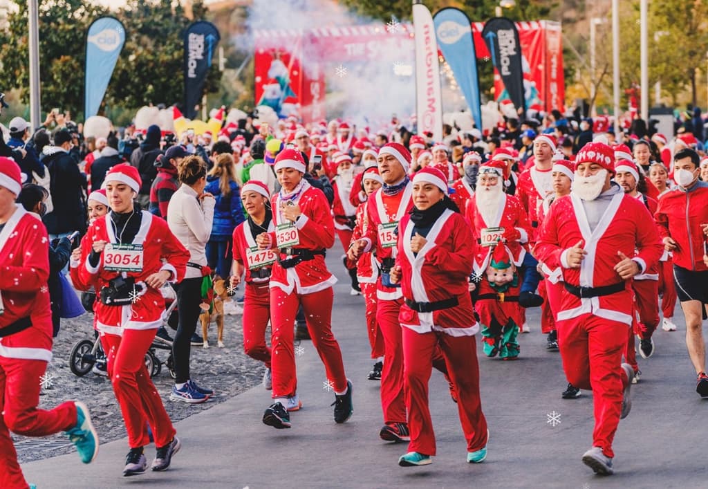 The Santa Run 2024: Corre disfrazado de Santa en la carrera más divertida de la CDMX | Foto: IG The Santa Run 