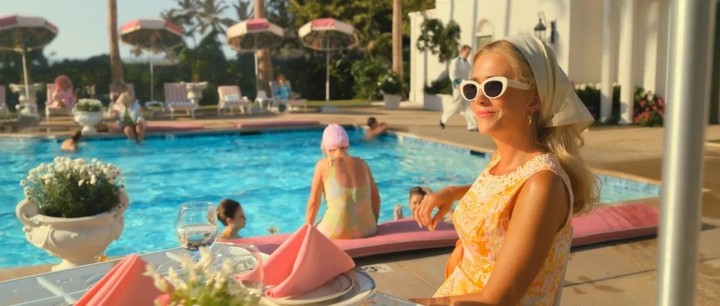 Hay clima permante de fiesta, relax y diversión en esta comedia satírica que aborda el sueño americano, y en la que no faltan densiones narrativas.