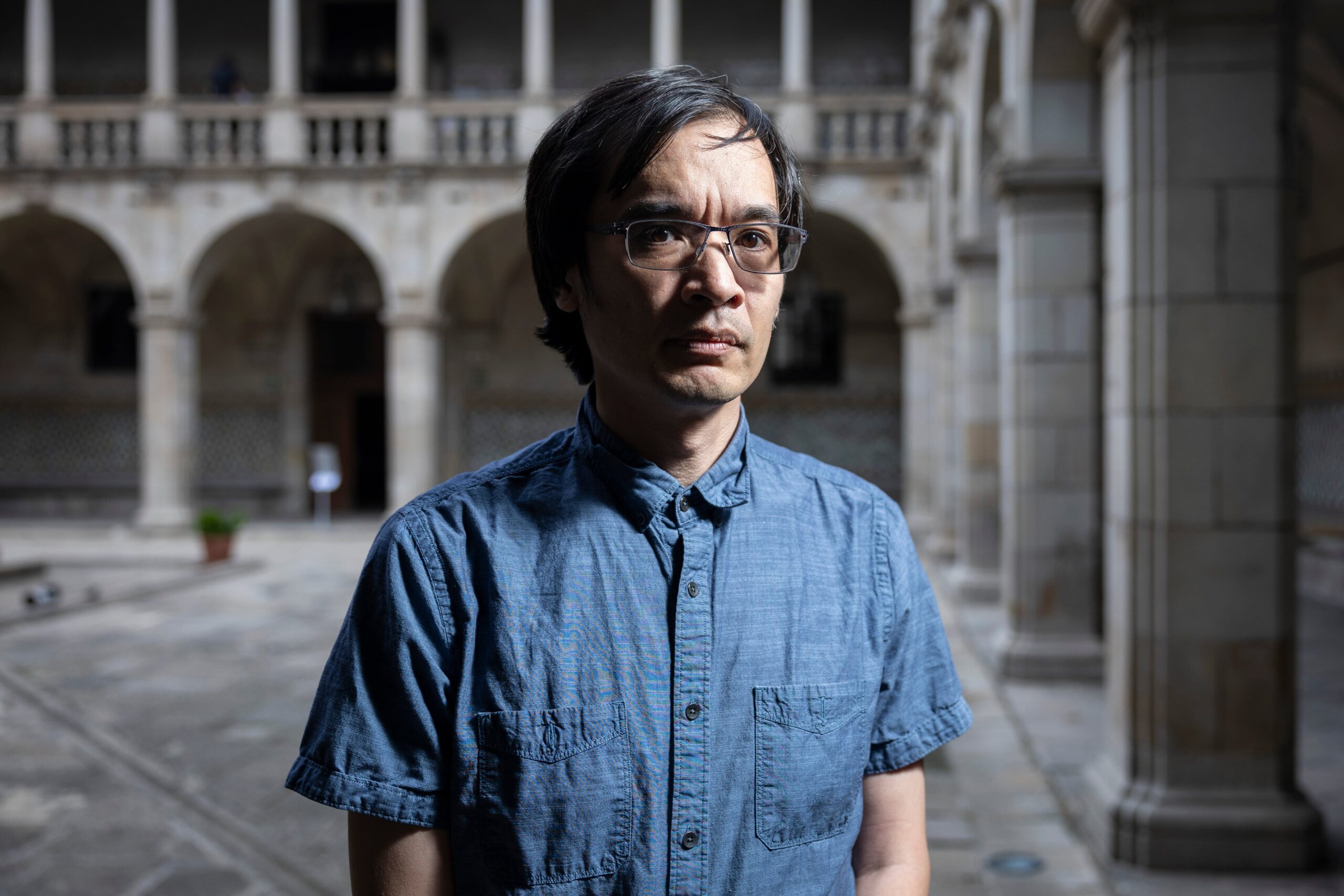El matemático Terence Tao es uno de los 25 destacados matemáticos que han firmado la carta sobre IA