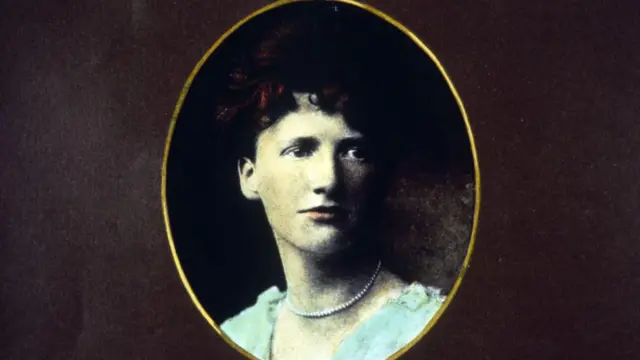 Retrato coloreado de Eglantyne Jebb