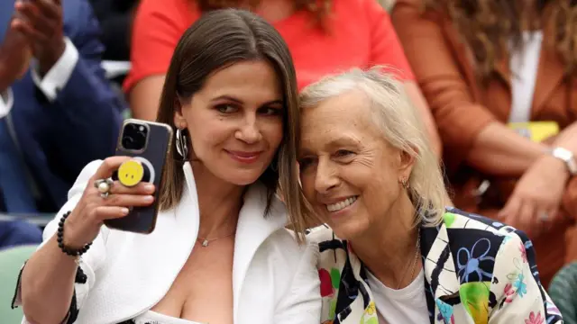 Martina Navratilova y Julia Lemigova.