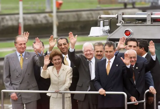 El día en que Estados Unidos devolvió el canal a Panamá.