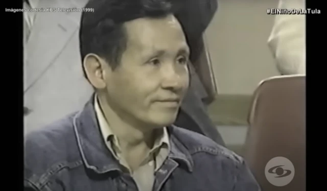 Carlos Arturo, durante la entrevista televisiva en KBS en 1999.