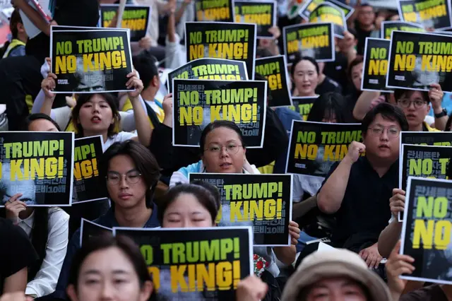 Protesta en Corea del Sur contra los aranceles de Trump
