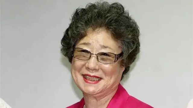 Choi sonriendo tras darse a conocer la anulación de la condena