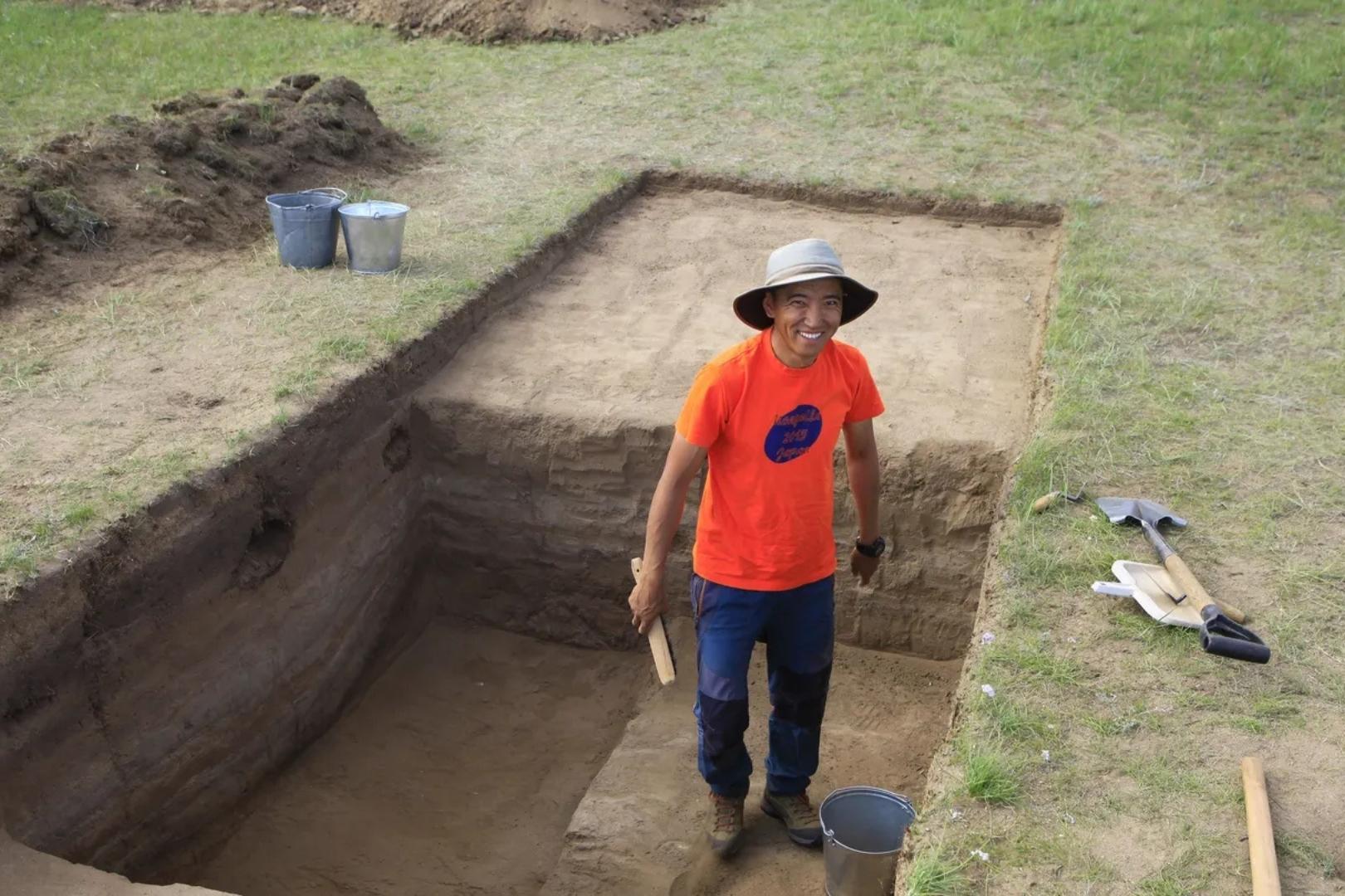 Los arqueólogos descubrieron una cantidad mínima de artefactos de cerámica a lo largo de los 738 kilómetros de este tramo de la Gran Muralla, lo que llevó al equipo a concluir que no estuvo ocupado durante un periodo prolongado