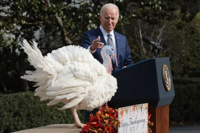 Joe Biden en el perdón del pavo