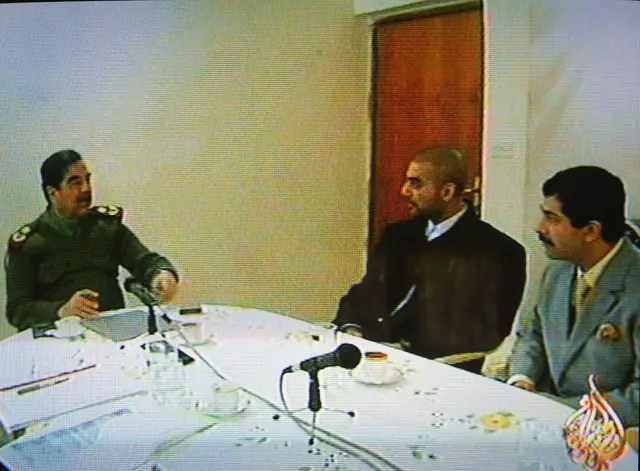 Hijos de Hussein con su padre