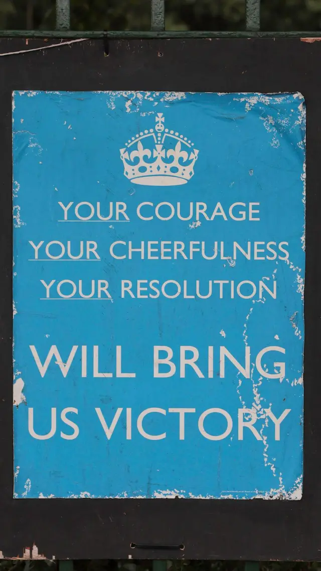 Cartel que dice: