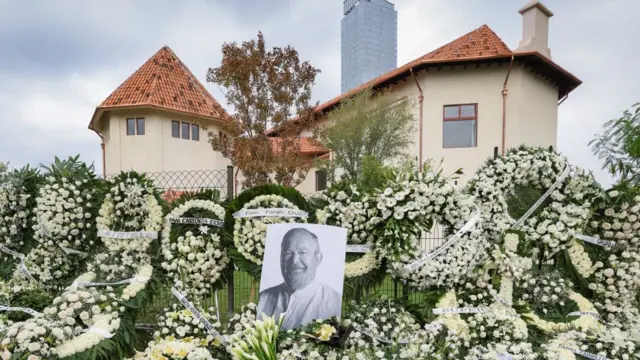 homenajes a Fernandez Garza