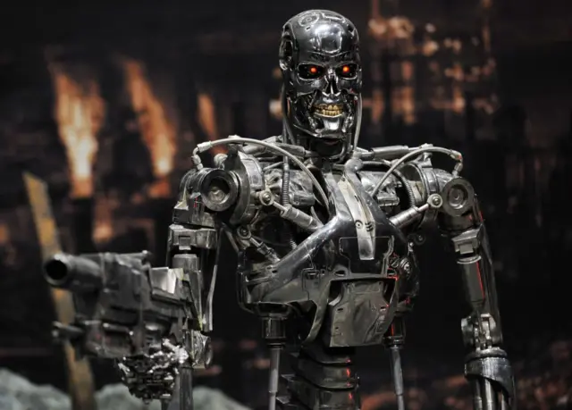 Un robot utilizado durante la película Terminator.