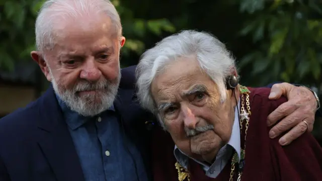Luiz Inácio Lula da Silva junto a José Pepe Mujica.