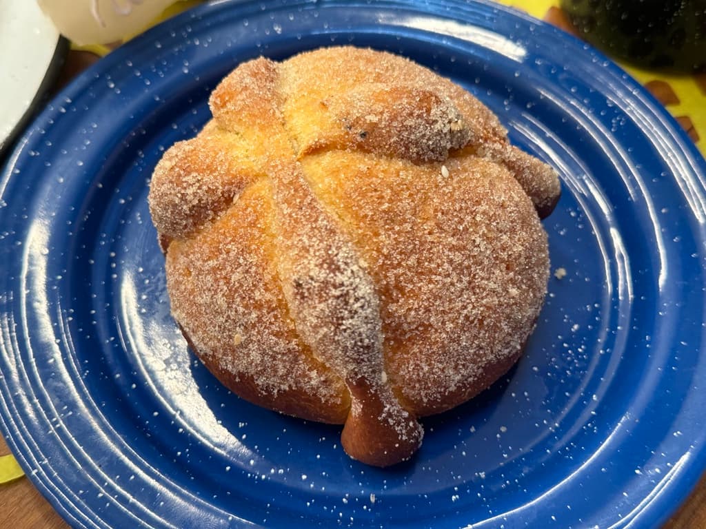  Pan de Muerto de Buñuelo  | Foto: Liz Basaldúa 