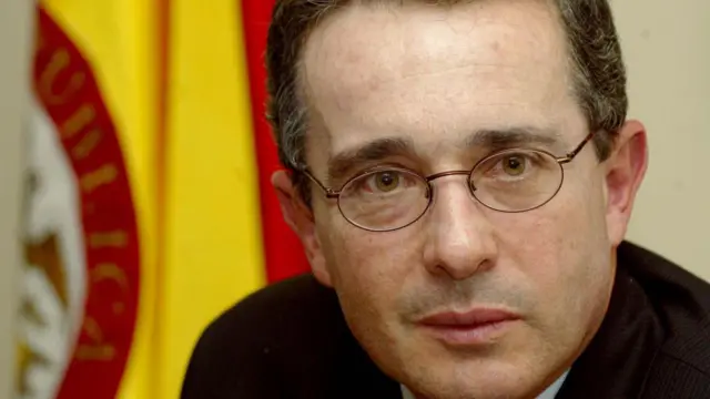 Álvaro Uribe fotografiado en julio de 2002. 