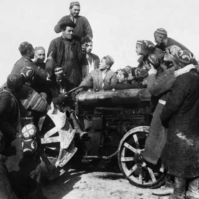 Campesinos de uzbekos