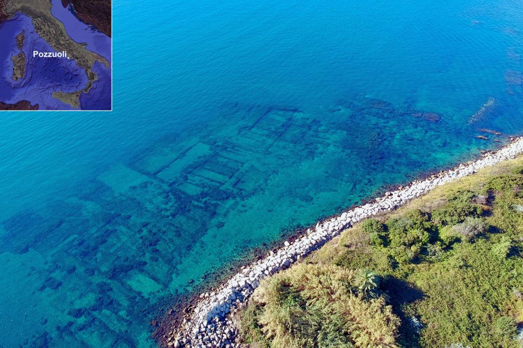 Los arqueólogos descubren antiguos altares dedicados a dioses nabateos bajo el mar cerca de Nápoles