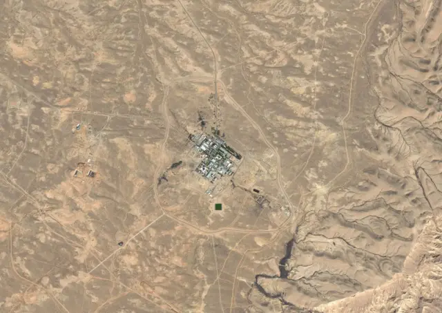 Imágenes satelitales Maxar del Centro de Investigación Nuclear Shimon Peres del Néguev en el desierto de Néguev, en las afueras de Dimona, Israel.