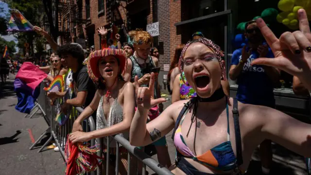 Activistas LGTBQI en una marcha del orgullo gay en EE.UU.