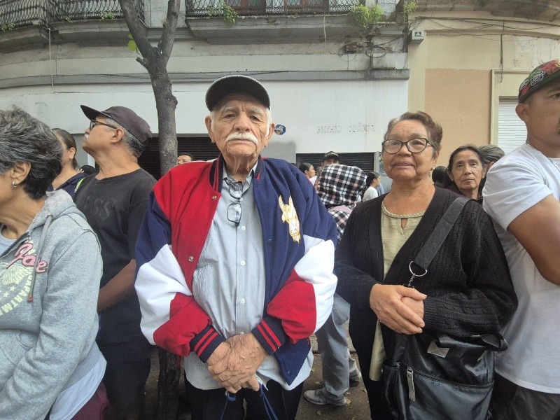  Comenzaba a avanzar el carruaje que llevaba a la Virgen de Zapopan y el rostro de Óscar dejó escapar una sonrisa soñadora EL INFORMADOR/ J. ACOSTA