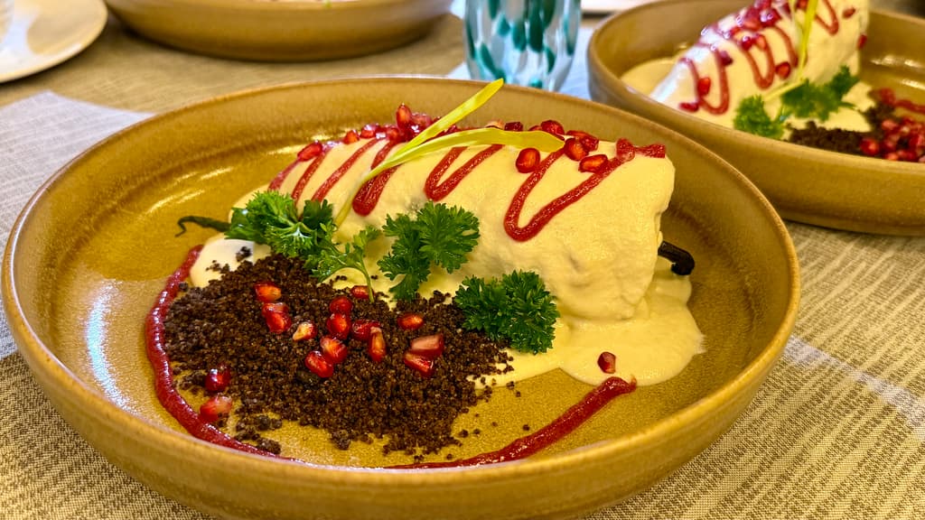 Chiles en nogada de Bencomo CDMX.