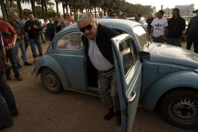 José Mujica en su Volkswagen