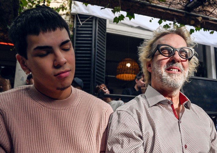 Milo J y Mex Urtizberea en FAlklore!. Foto de prensa