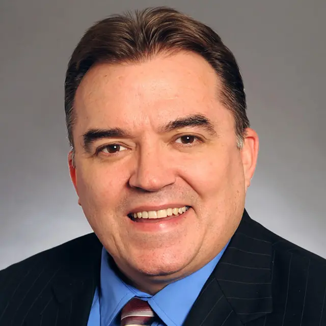 Foto del senador estatal de Minnesota John Hoffman.