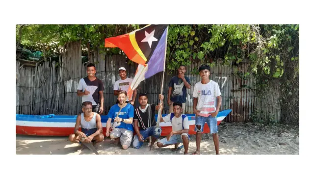 Segui con la población de Timor Oriental