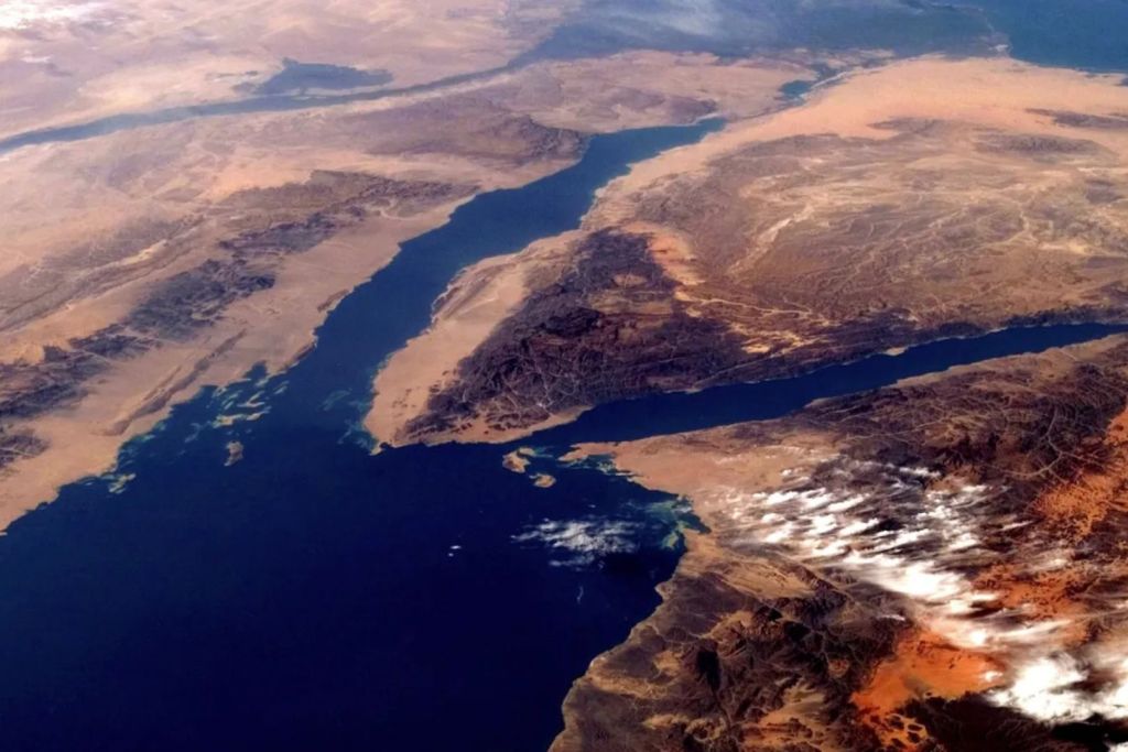 Las placas tectónicas de Arabia y África no lograron separarse por completo en el Golfo de Suez hace 28 millones de años, pero la región no ha dejado de fracturarse desde entonces