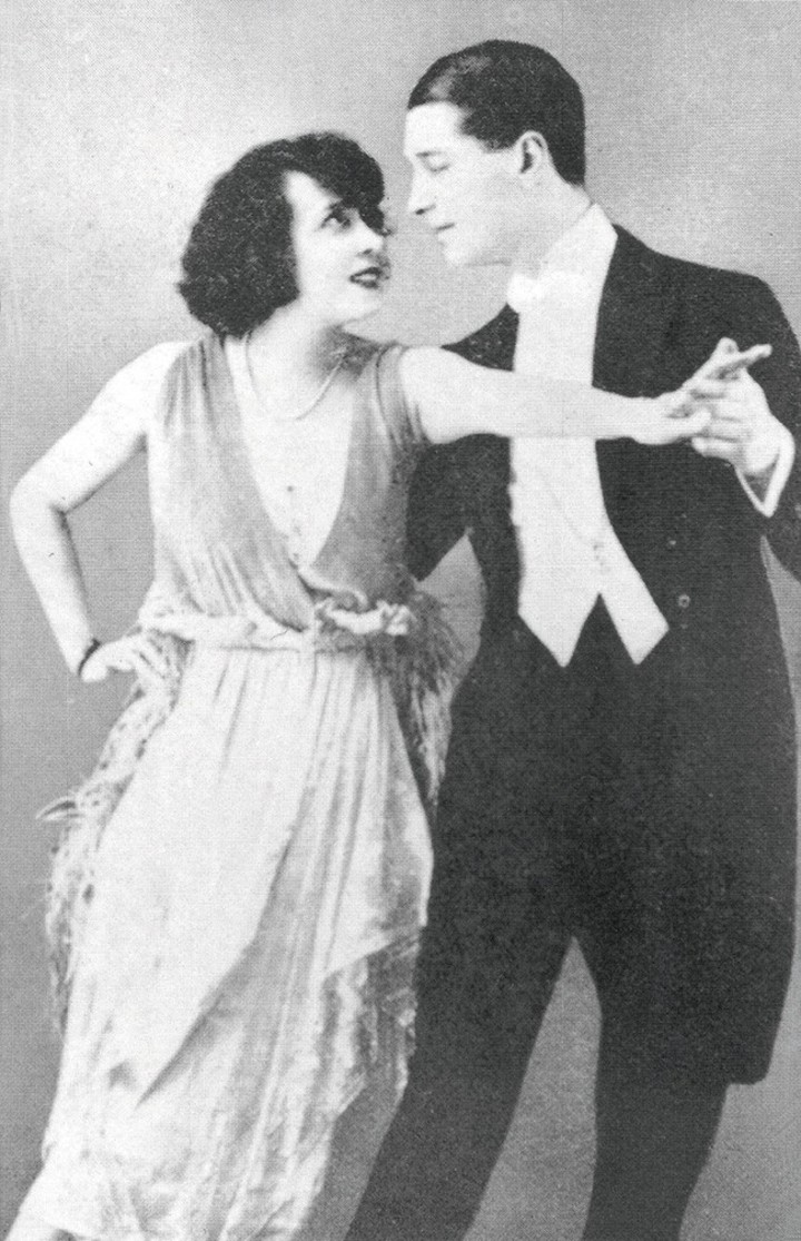 Mistinguett con Maurice Chevalier, su pareja durante una década.