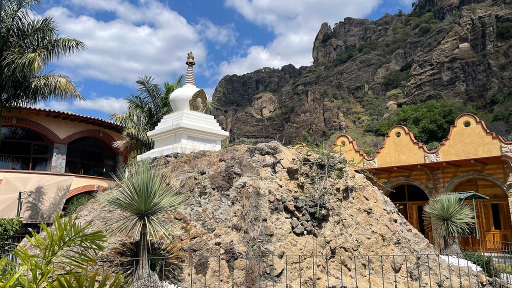 Holistic Yoga Fest 2025 en Tepoztlán.