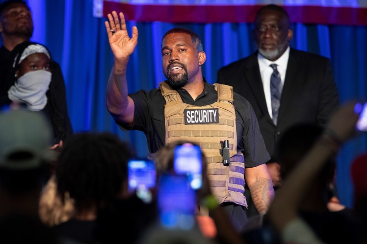 En muchas ocasiones, Kanye West hizo comentarios antisemitas. Foto: AP.
