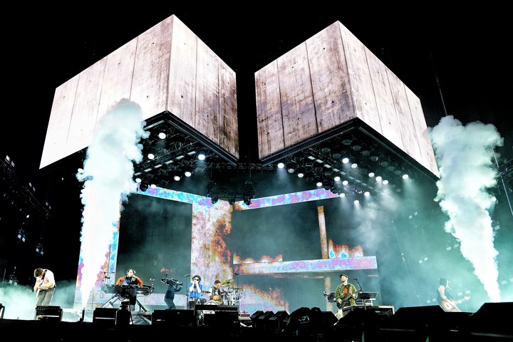 La impresionante puesta de producción de Linkin Park en su regreso a la Argentina, en Parque de la Ciudad. Foto: Martin Bonetto