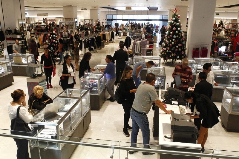 En los puntos de venta físicos, las ofertas podrán aprovecharse desde el momento de la apertura de las tiendas. EL INFORMADOR/ARCHIVO 