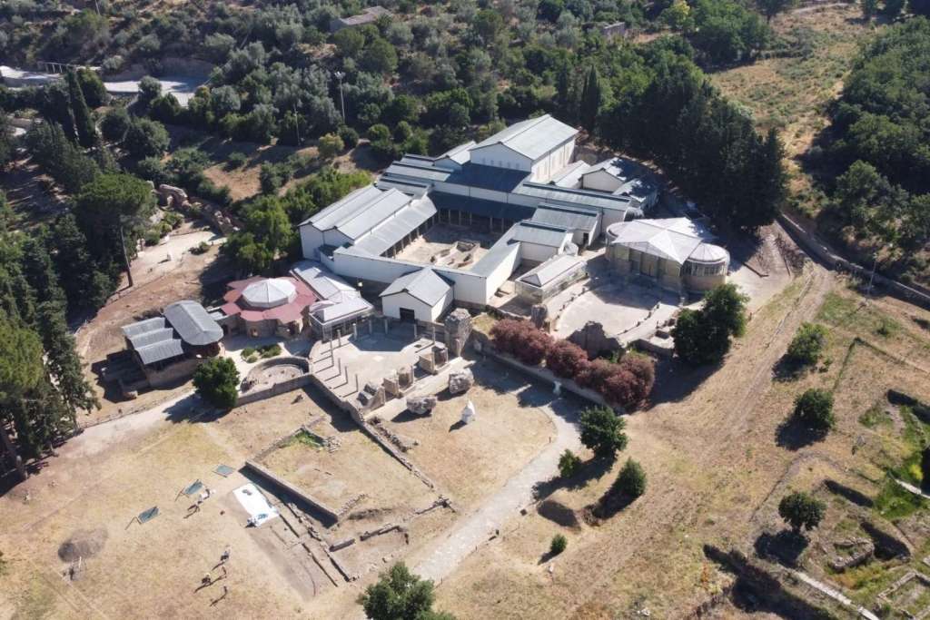 El proyecto ArchLabs reunió a estudiantes e investigadores de once países distintos en una experiencia arqueológica internacional
