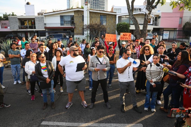Los manifestantes demandaron la evaluación del impacto en los ingresos familiares y la percepción de la calidad del transporte público. EL INFORMADOR / J. ACOSTA Los manifestantes demandaron la evaluación del impacto en los ingresos familiares y la percepción de la calidad del transporte público. EL INFORMADOR / J. ACOSTA