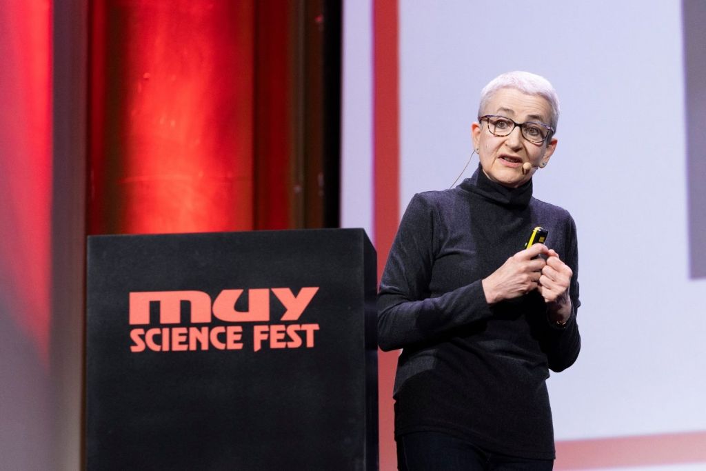 La matemática Marta Macho introduce una forma distinta de entender las matemáticas, más allá de números y fórmulas