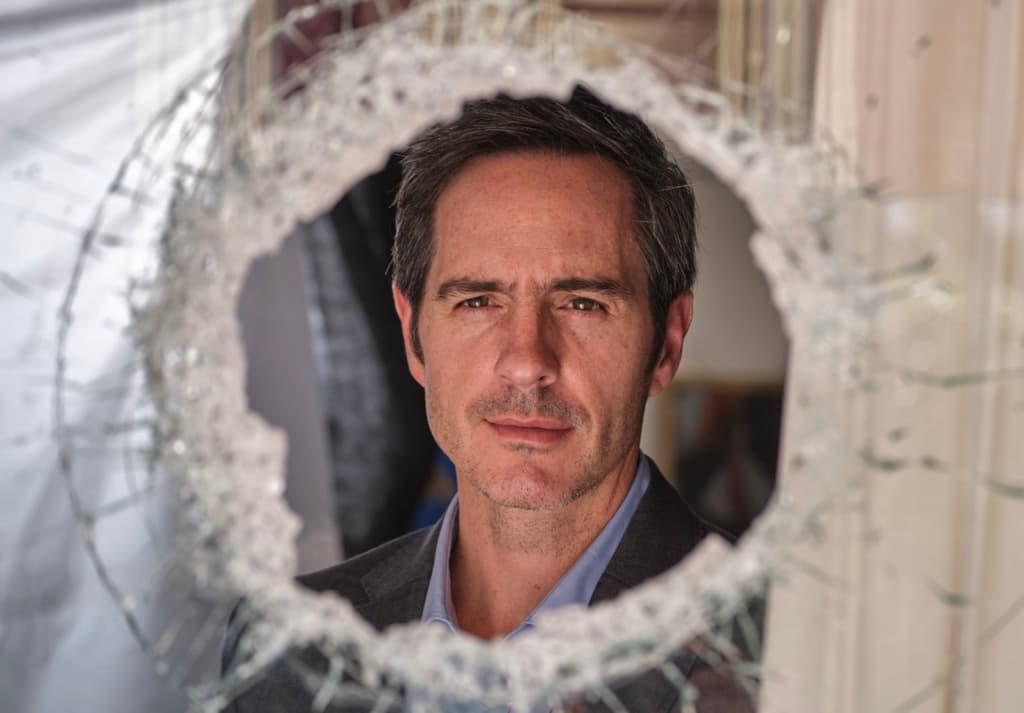 ¿Vale la pena ver Papá Soltero con Mauricio Ochmann y El Diablito? | Foto: Vix + 