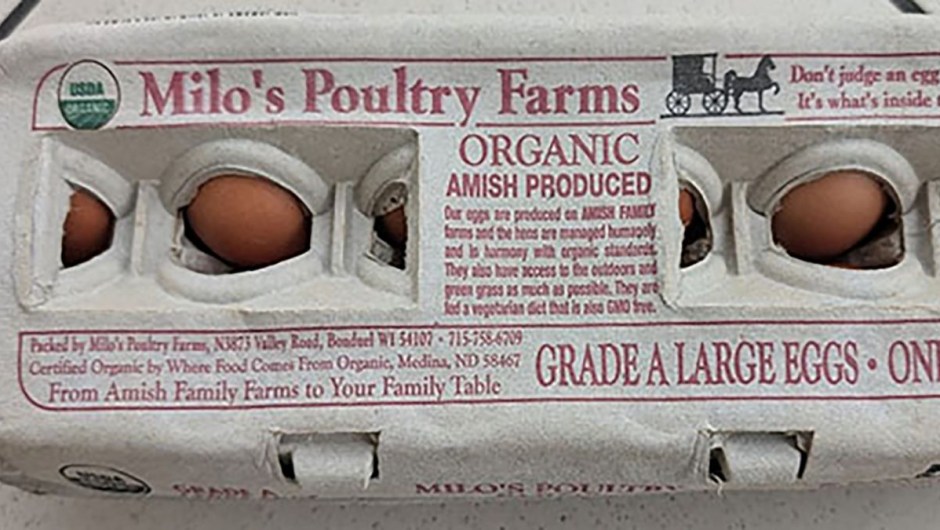 Los huevos etiquetados Milo's Poultry Farms y Tony's Fresh Market han sido retirados del mercado debido a contaminación por salmonela. (Administración de Alimentos y Medicamentos, FDA)