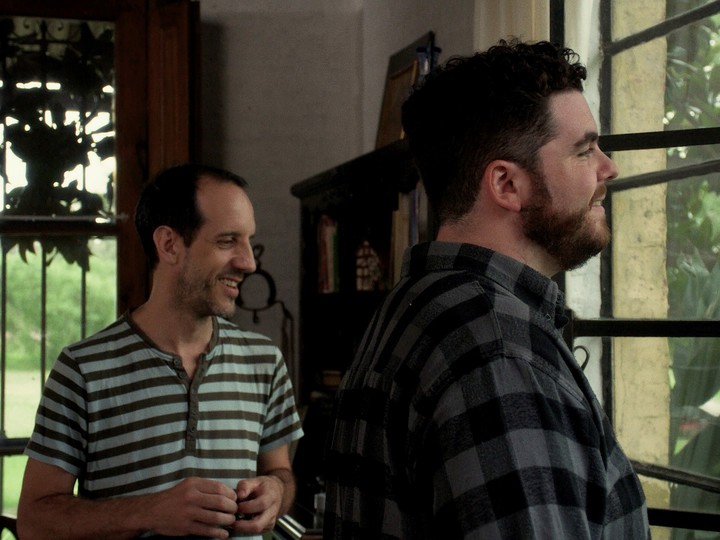 Pablo Risi y Gastón Cocchiarale en una escena del cortometraje. Fotos: gentileza Juan Ceballos