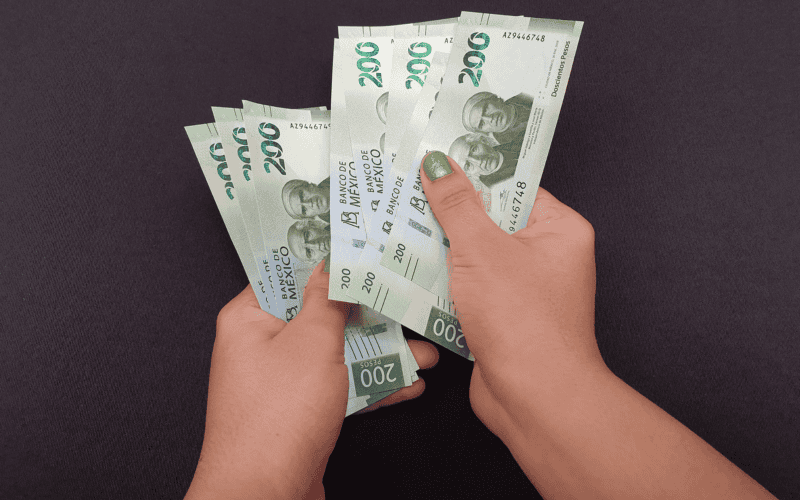 Se busca que el pago de impuestos se realice de forma correcta y que los trabajadores no enfrenten inconvenientes por variaciones en los cálculos. CANVA 