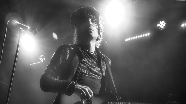 Jesse Malin tiene 57 años. Jamás tuvo una vida de excesos ni usó drogas.