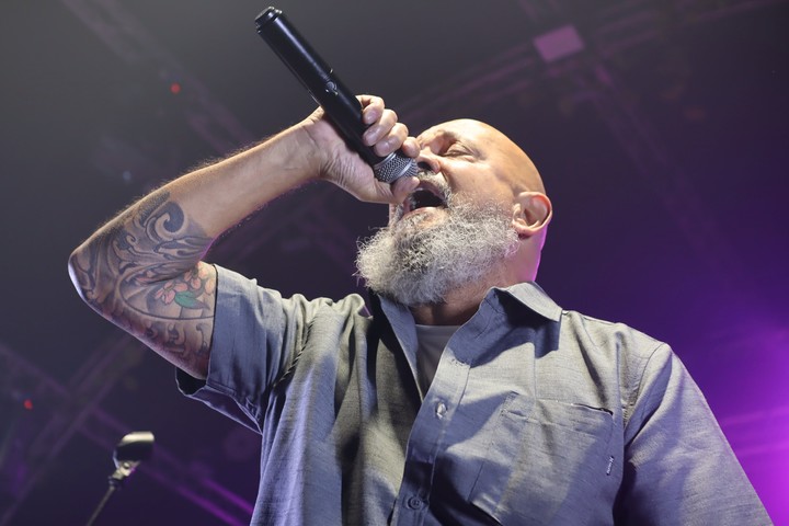 Bahiano estuvo a punto de grabar con Mercedes Sosa y finalmente cantó en un gran show en su honor, en el Lincoln Center. Foto de prensa 