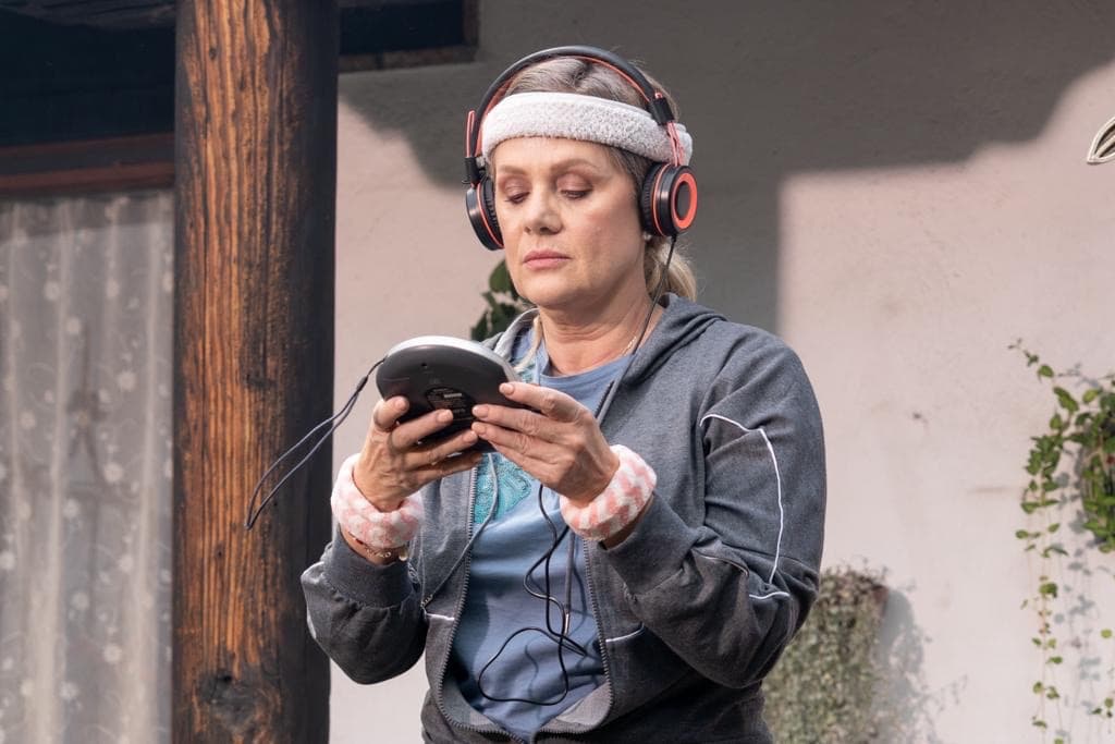 Mamá reinventada con Erika Buenfil, la peli que todas las mamás tienen que ver (y sus hijxs también) | Foto: Videocine 