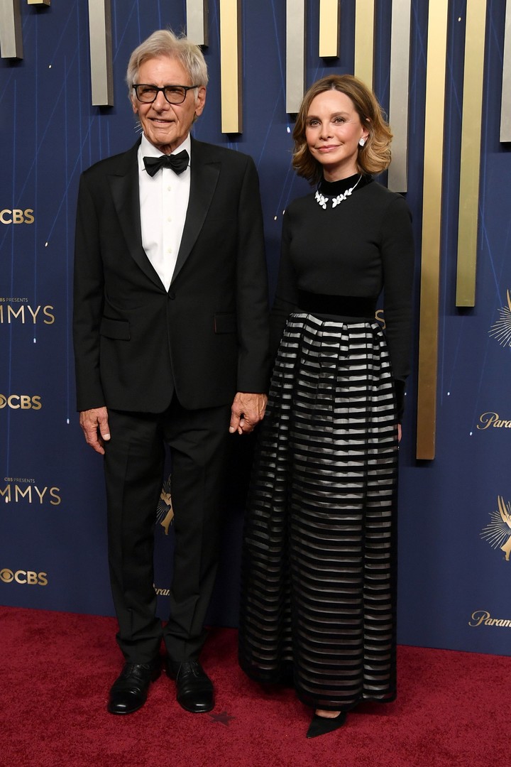 Harrison Ford y su pareja Calista Flockhart, en la alfombra roja. Foto AP