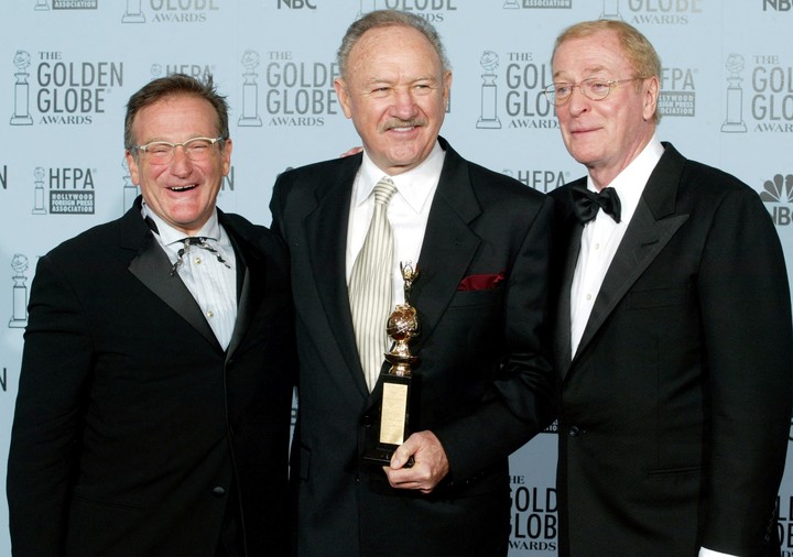 Gene Hackman junto a  Robin Williams y Michael Caine, en una entrega de premios, en 2003. Foto: Reuters