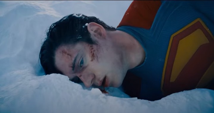 Superman no la pasa bien en el filme. Y entre los fans parece que tampoco.